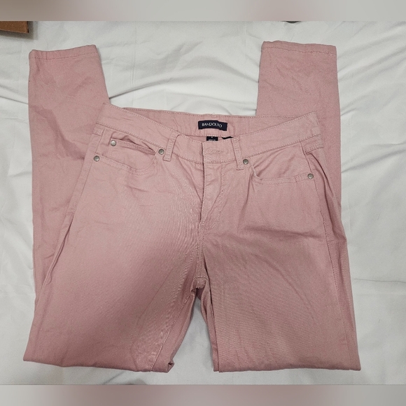 Bandolino Lisbeth Pink Skinny Pants! - Picture 2 of 7